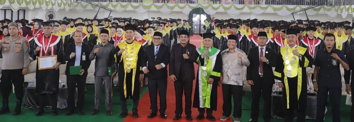 Bupati Anwar Sadat Hadiri Wisuda ke-XXII UNIS An-Nadwah