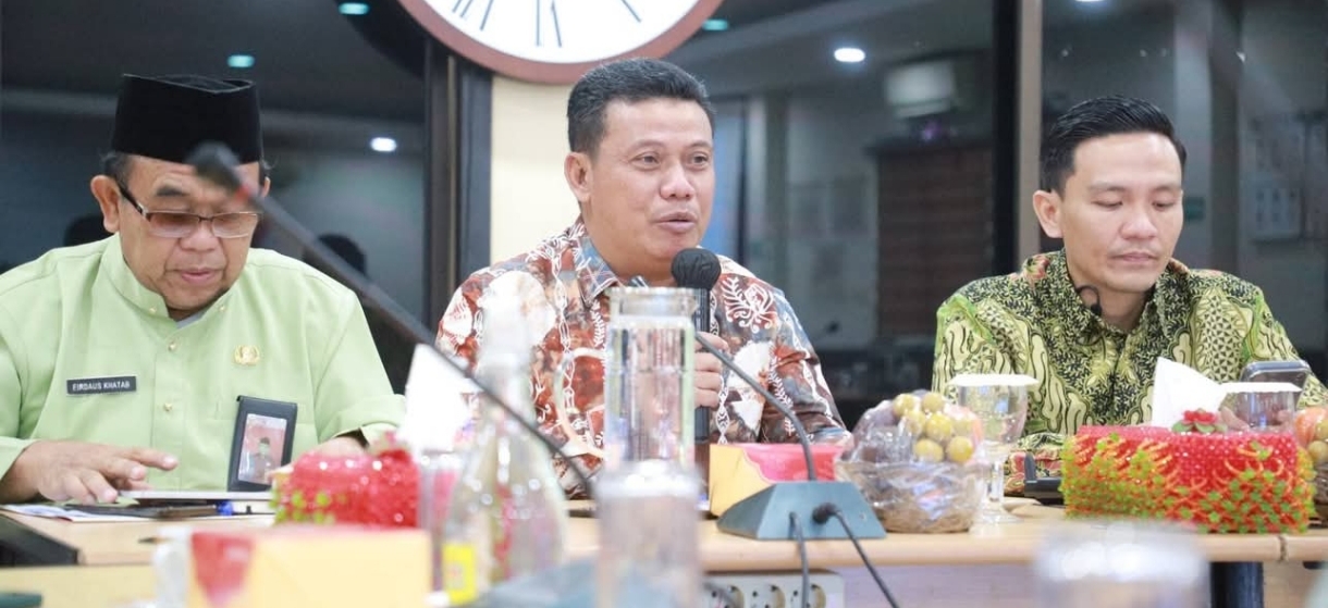 Wabup Katamso Kunjungi PLN UP3 Jambi, Dorong Percepatan Listrik ke TPA Lubuk Terentang