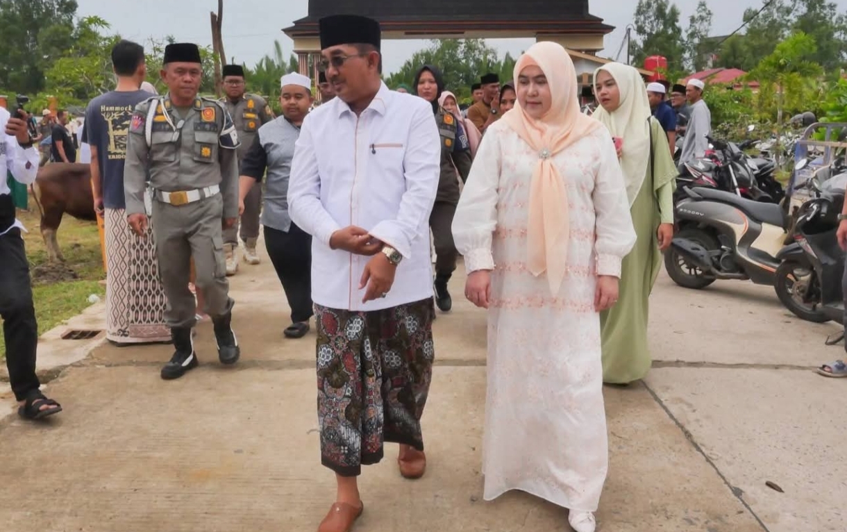 Pimpin Penyembelihan 89 Hewan Kurban, Bupati Anwar Sadat: Bentuk Empati dan Jiwa Sosial ASN Tanjab Barat