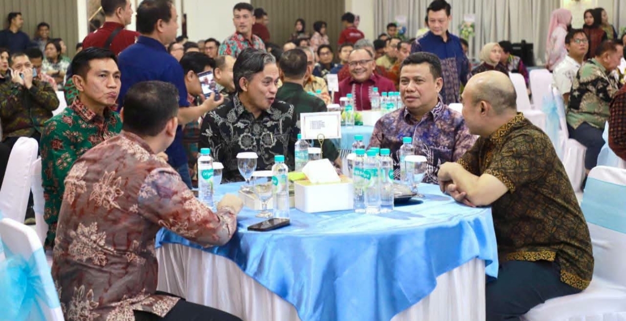 Wabup Tanjab Barat Hadiri Acara Kenal Pamit Kapolda Jambi 