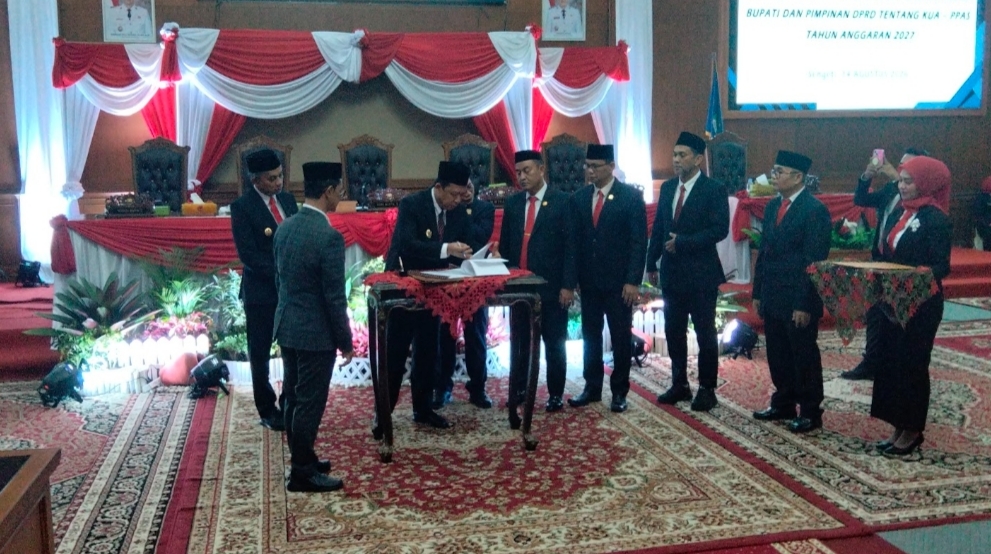 DPRD dan Pemkab Muaro Jambi Tandatangani Nota Kesepakatan KUA-PPAS Tahun Anggaran 2027