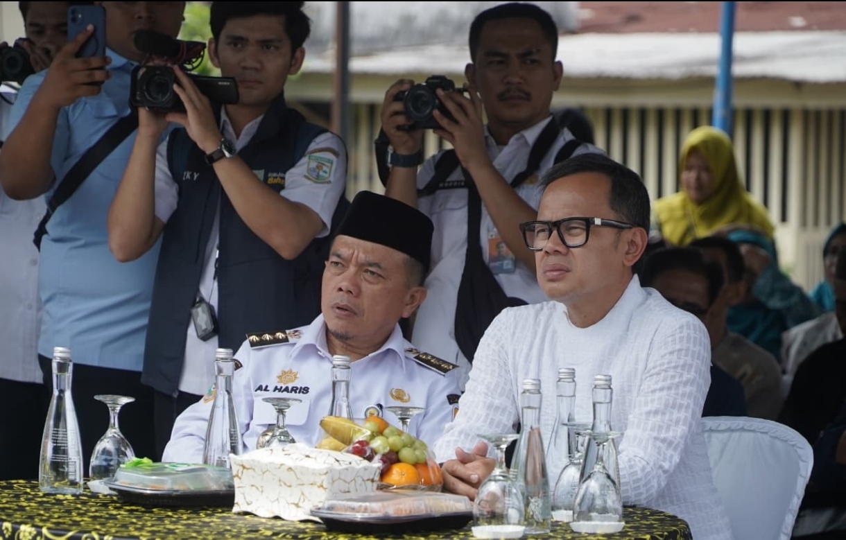 Gubernur Al Haris dan Wamendagri Bima Arya Apresiasi Program Kampung Bahagia