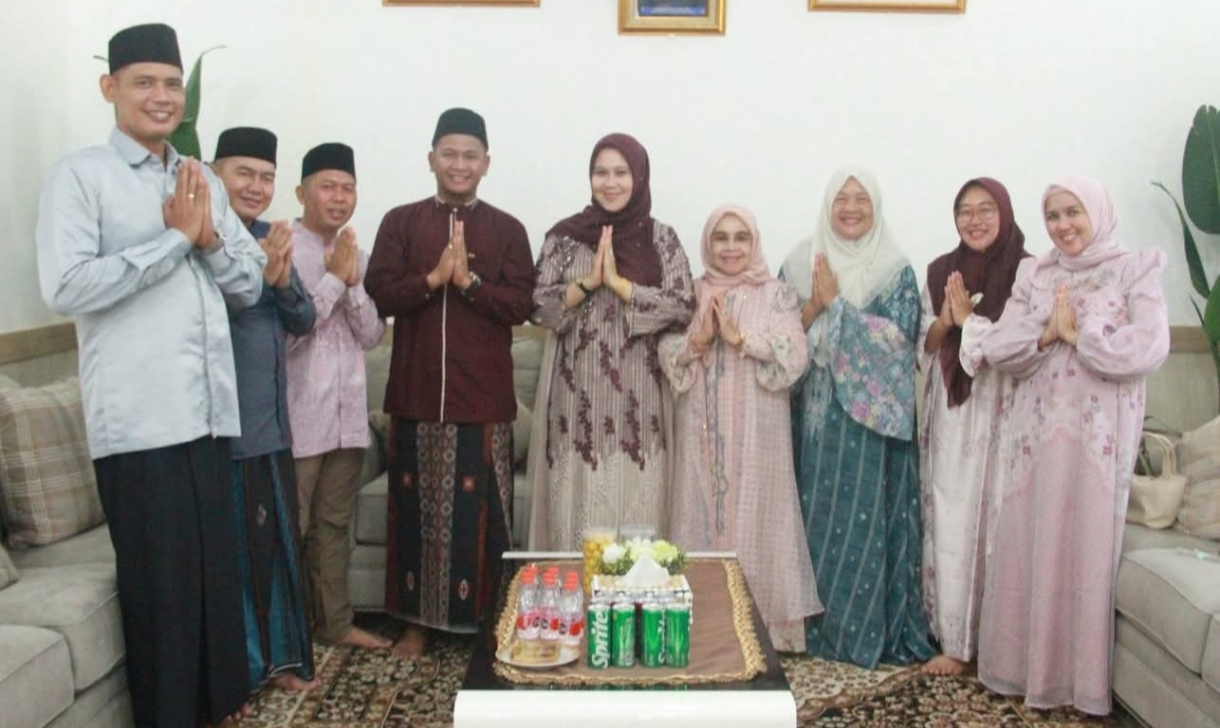 Pererat Silaturahmi Sekda Tanjab Barat Gelar Open House Pasca Idul Fitri